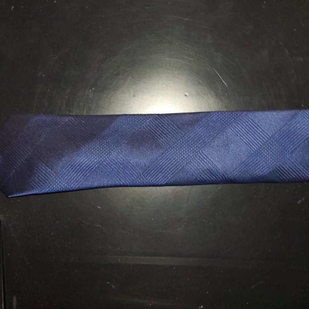 Assorted ties - Picture 5 of 5